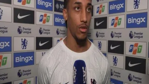 斯帕莱蒂称赞巴斯托尼：边中卫位置游刃有余，如履平地。