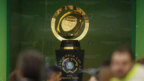 第47批护航舰队在亚丁湾进行多样化训练